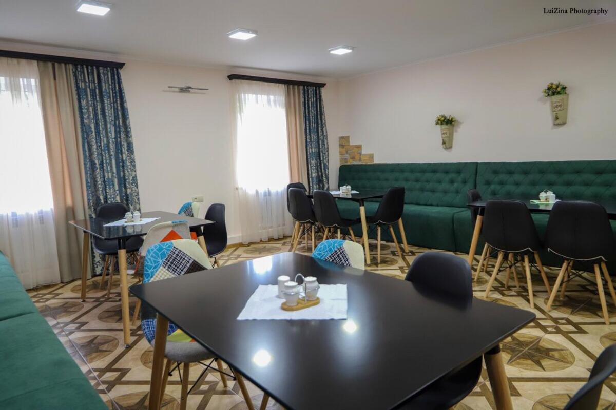 Old City Hotel Алаверди Екстериор снимка